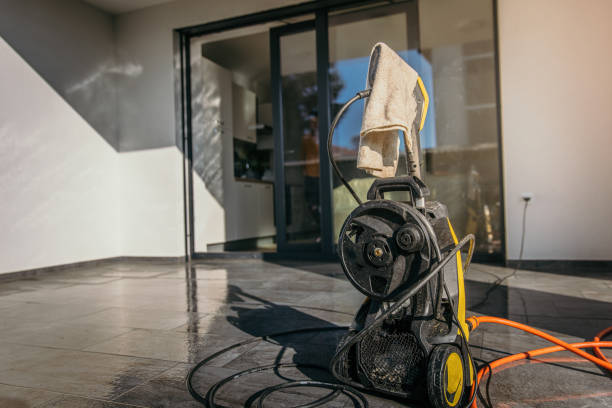 Best Pool Deck Cleaning  in Harvard, IL